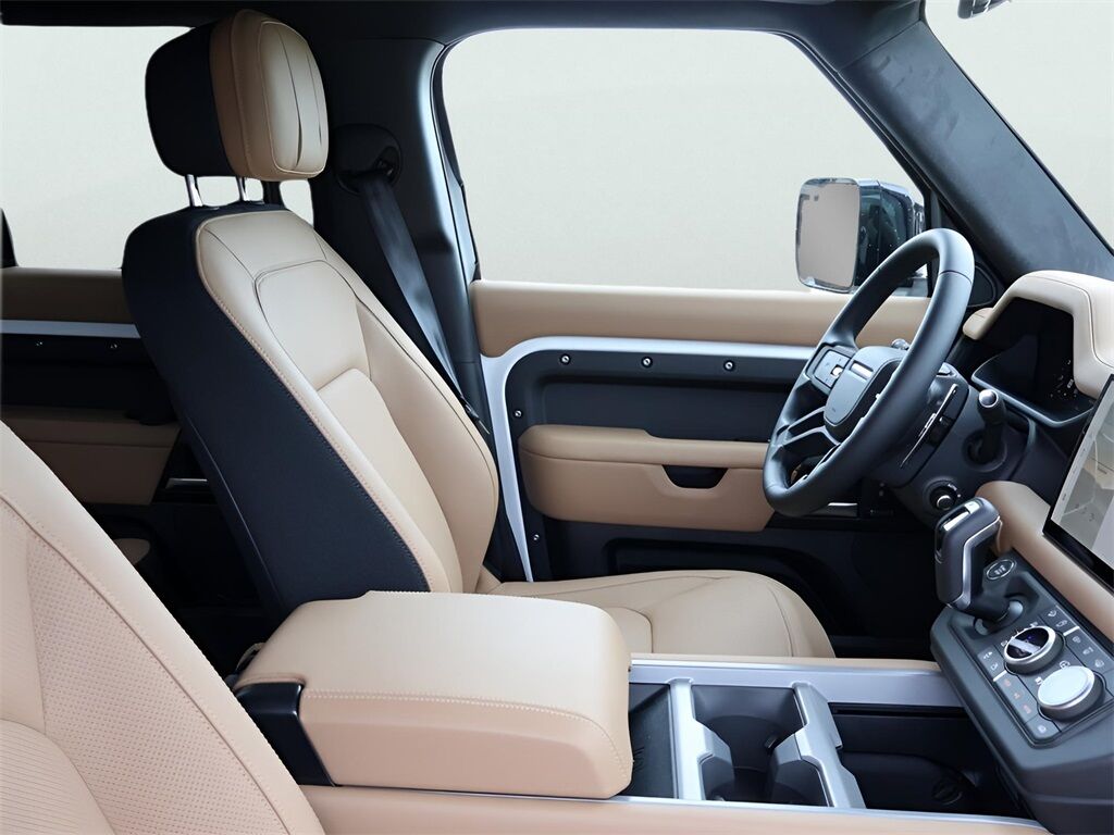 2025 Land Rover Defender 110 V8 San Clemente CA