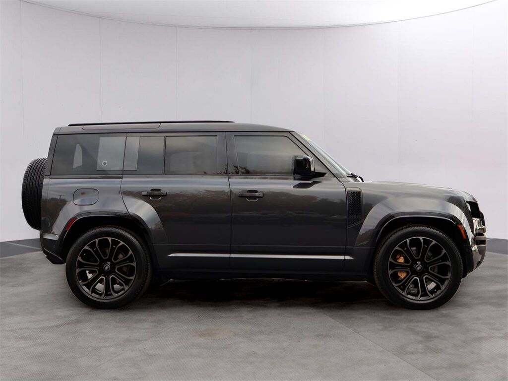 2025 Land Rover Defender 110 V8 San Clemente CA
