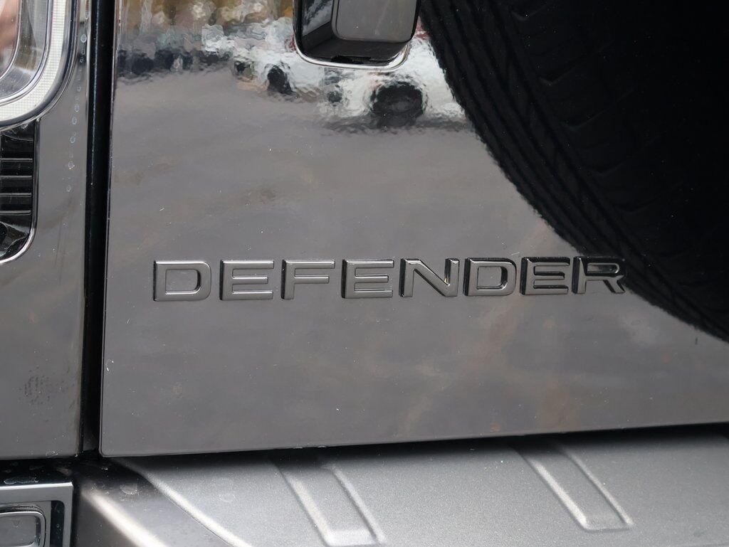 2025 Land Rover Defender 110 V8 San Clemente CA