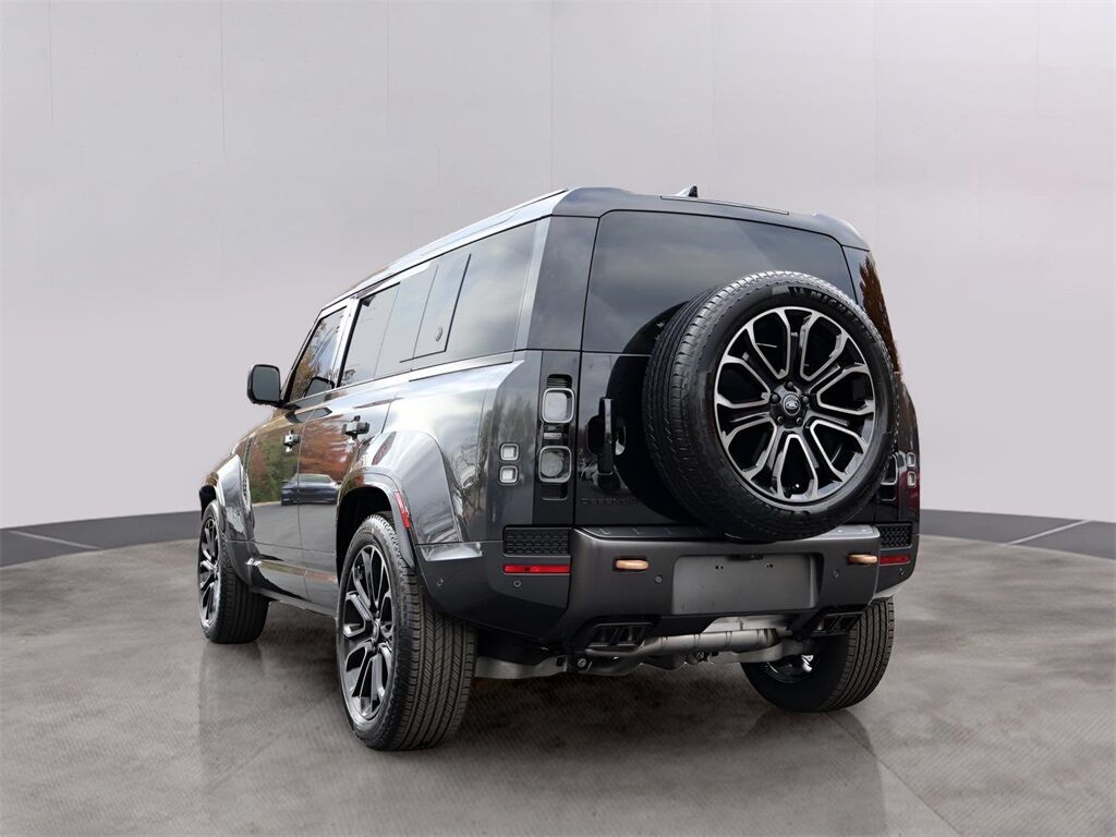 2025 Land Rover Defender 110 V8 San Clemente CA