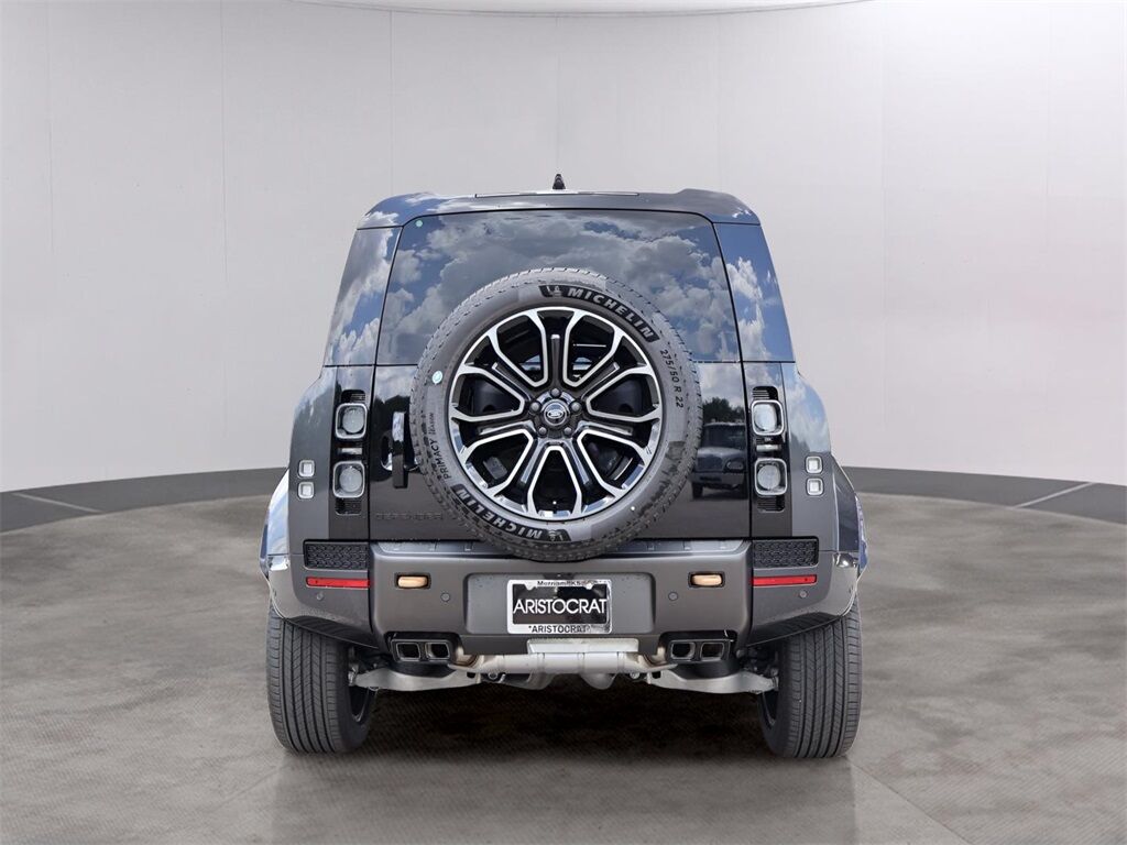 2025 Land Rover Defender 110 V8 San Clemente CA