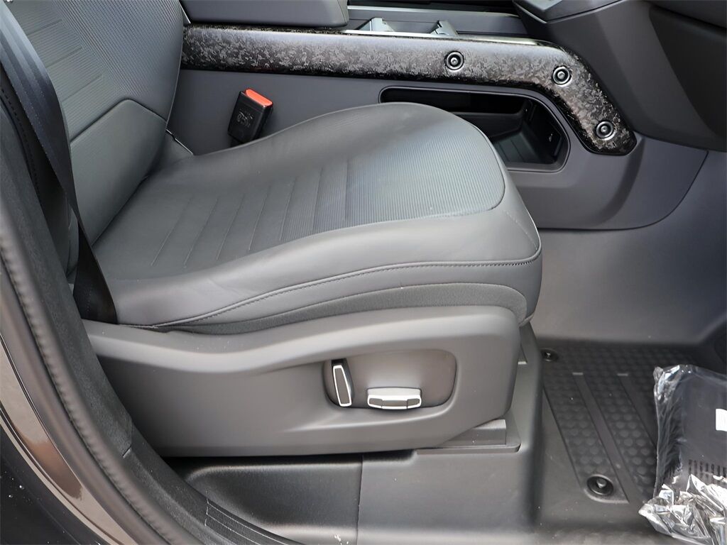 2025 Land Rover Defender 110 V8 San Clemente CA
