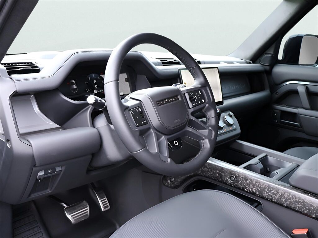 2025 Land Rover Defender 110 V8 San Clemente CA