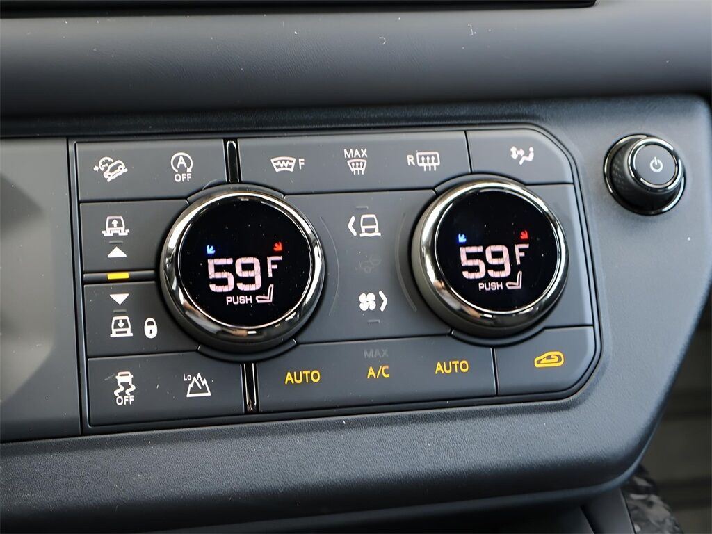 2025 Land Rover Defender 110 V8 San Clemente CA
