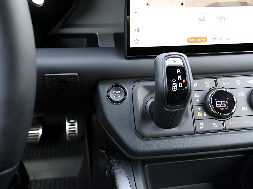 2025 Land Rover Defender 110 V8 San Clemente CA