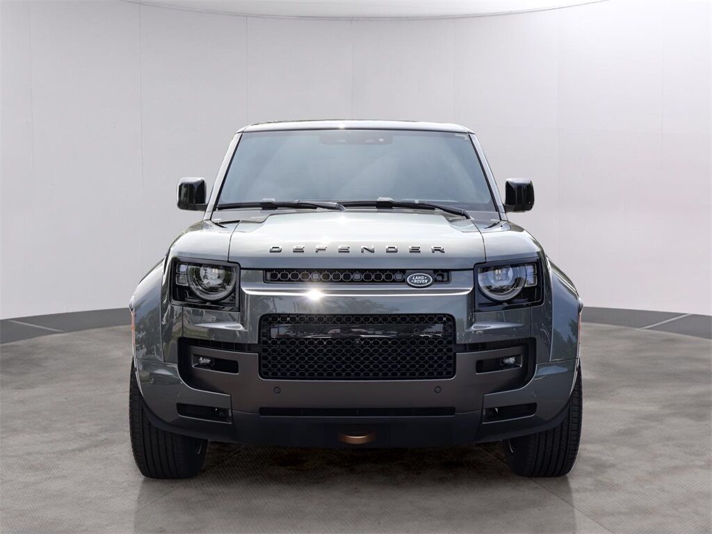 2025 Land Rover Defender 110 V8 San Clemente CA