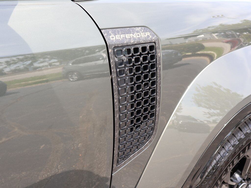 2025 Land Rover Defender 110 V8 San Clemente CA