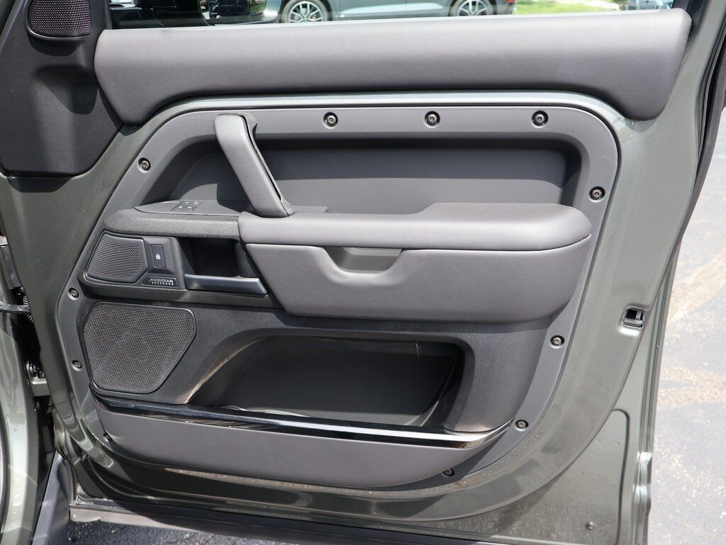 2025 Land Rover Defender 110 V8 San Clemente CA