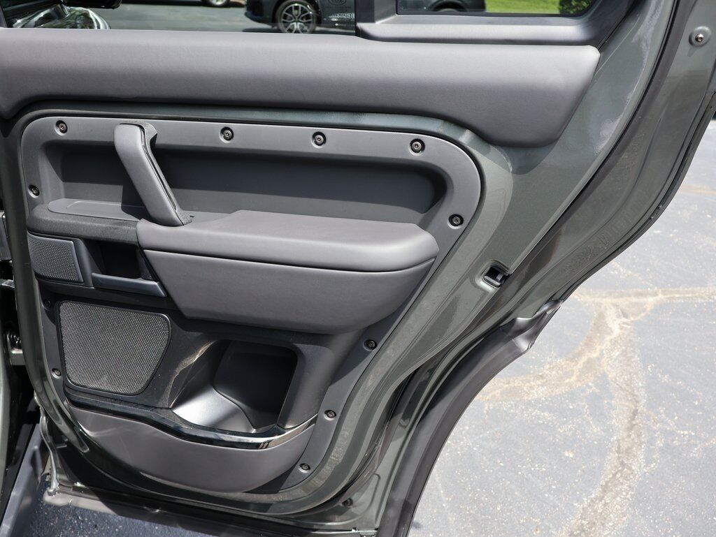 2025 Land Rover Defender 110 V8 San Clemente CA