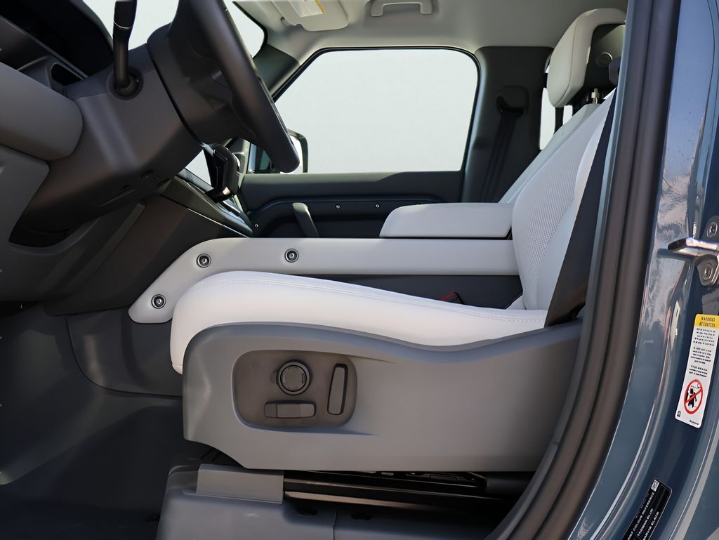 2025 Land Rover Defender 110 X-Dynamic SE San Clemente CA