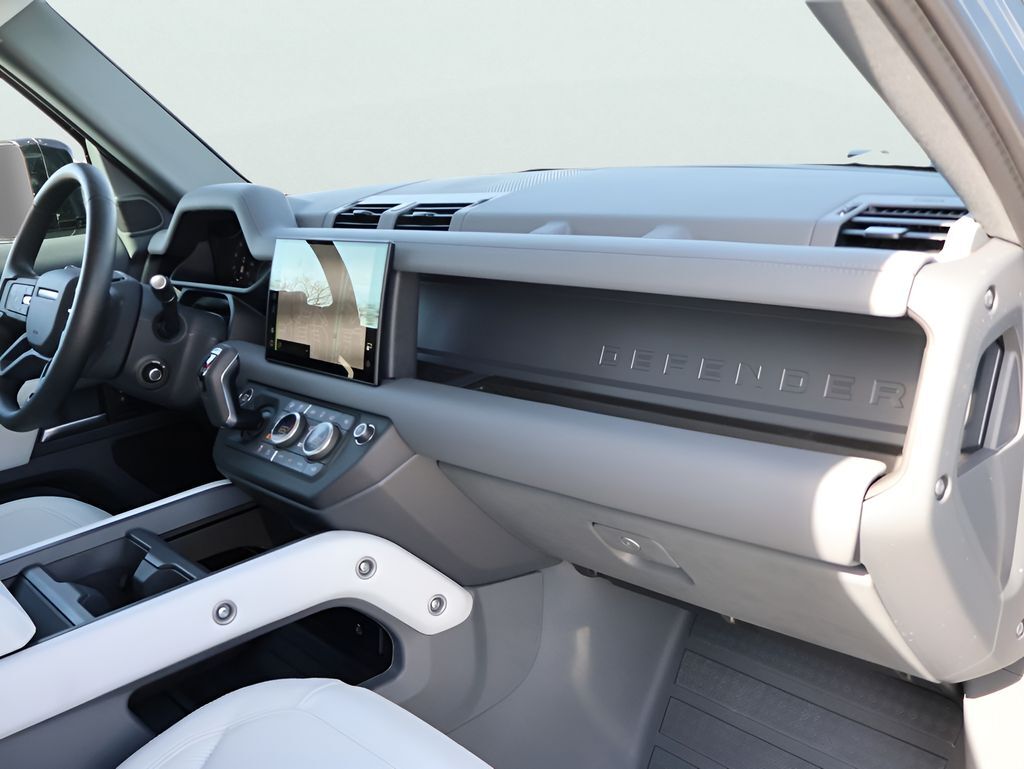 2025 Land Rover Defender 110 X-Dynamic SE San Clemente CA