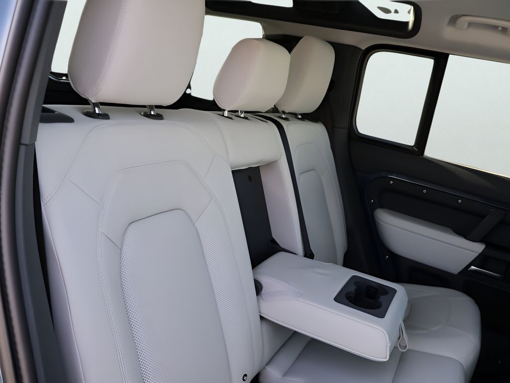 2025 Land Rover Defender 110 X-Dynamic SE San Clemente CA