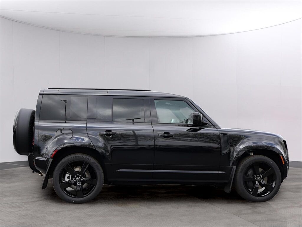 2025 Land Rover Defender 110 X-Dynamic SE San Clemente CA