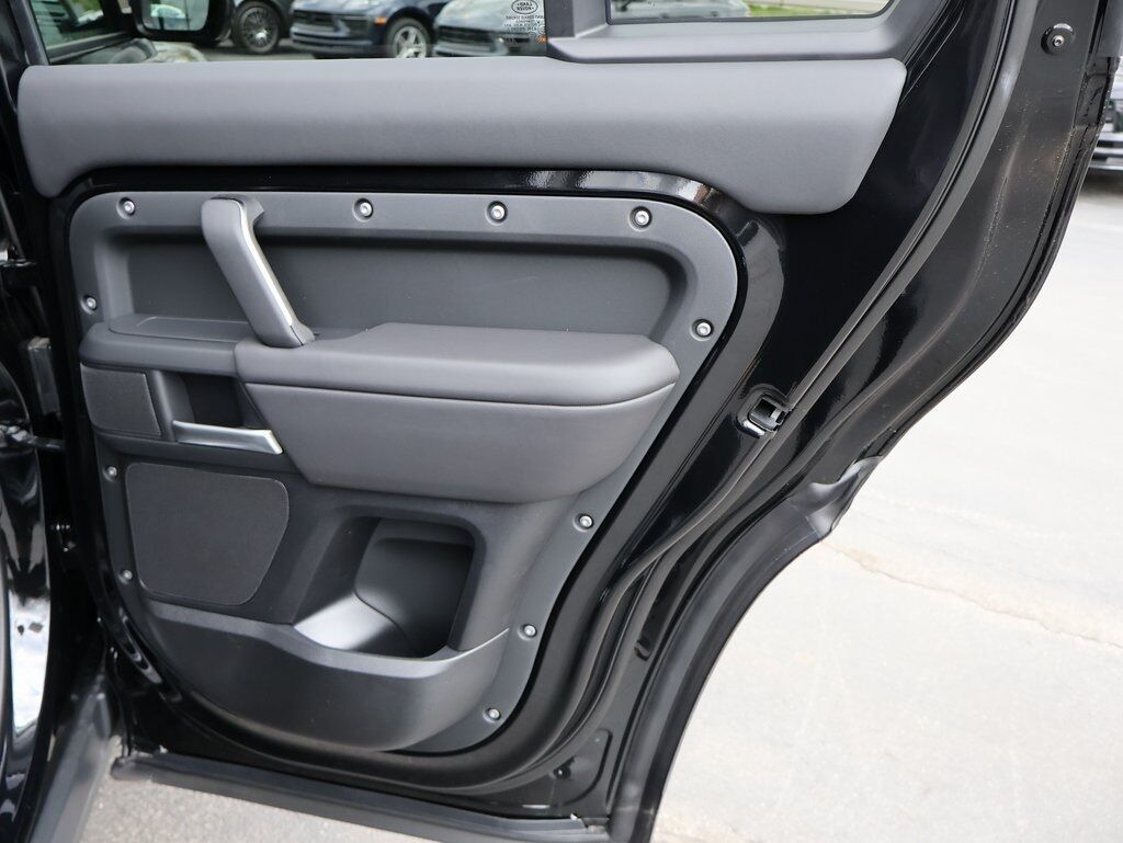 2025 Land Rover Defender 110 X-Dynamic SE San Clemente CA