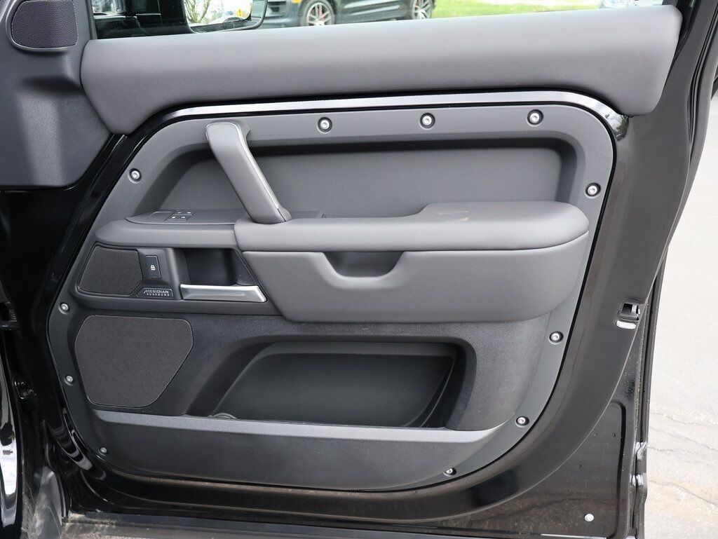 2025 Land Rover Defender 110 X-Dynamic SE San Clemente CA