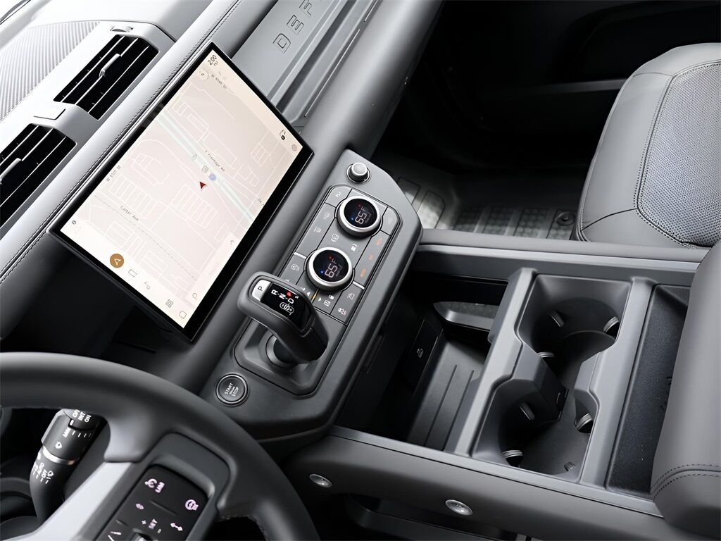 2025 Land Rover Defender 110 X-Dynamic SE San Clemente CA