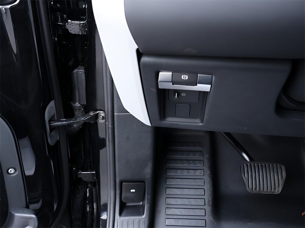 2025 Land Rover Defender 110 X-Dynamic SE San Clemente CA