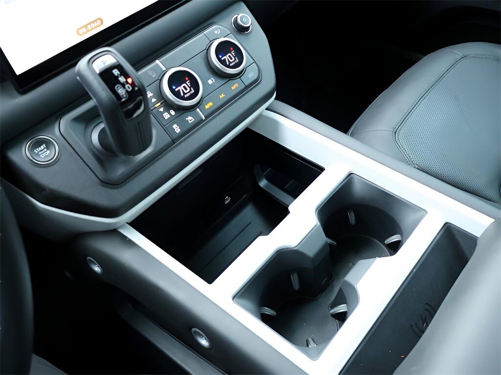 2025 Land Rover Defender 110 X-Dynamic SE San Clemente CA