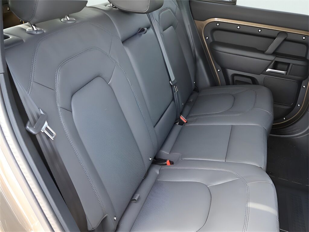 2025 Land Rover Defender 110 X-Dynamic SE San Clemente CA