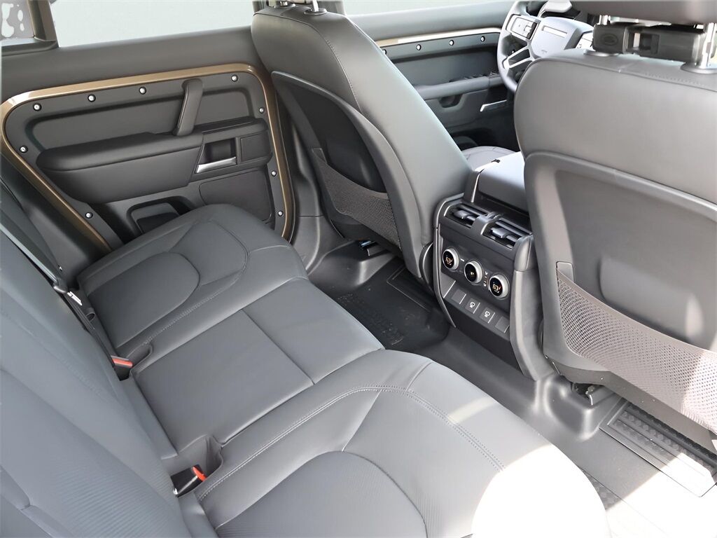 2025 Land Rover Defender 110 X-Dynamic SE San Clemente CA