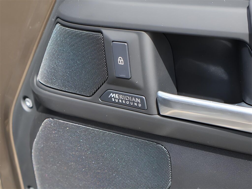 2025 Land Rover Defender 110 X-Dynamic SE San Clemente CA