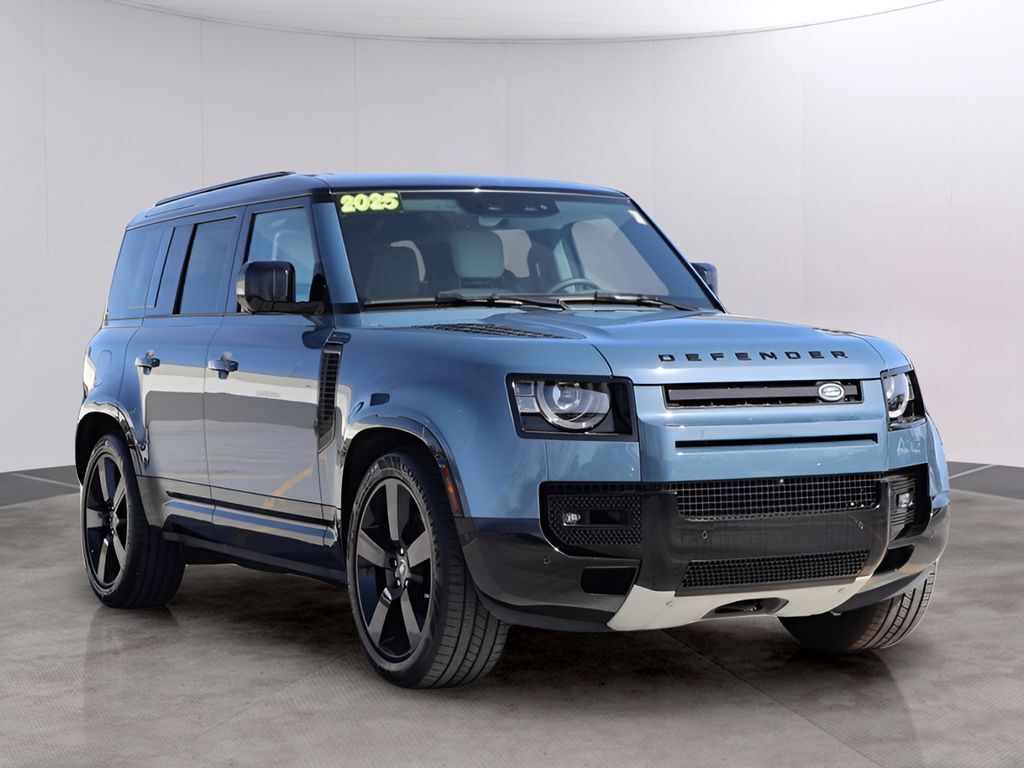 2025 Land Rover Defender 110 X-Dynamic SE