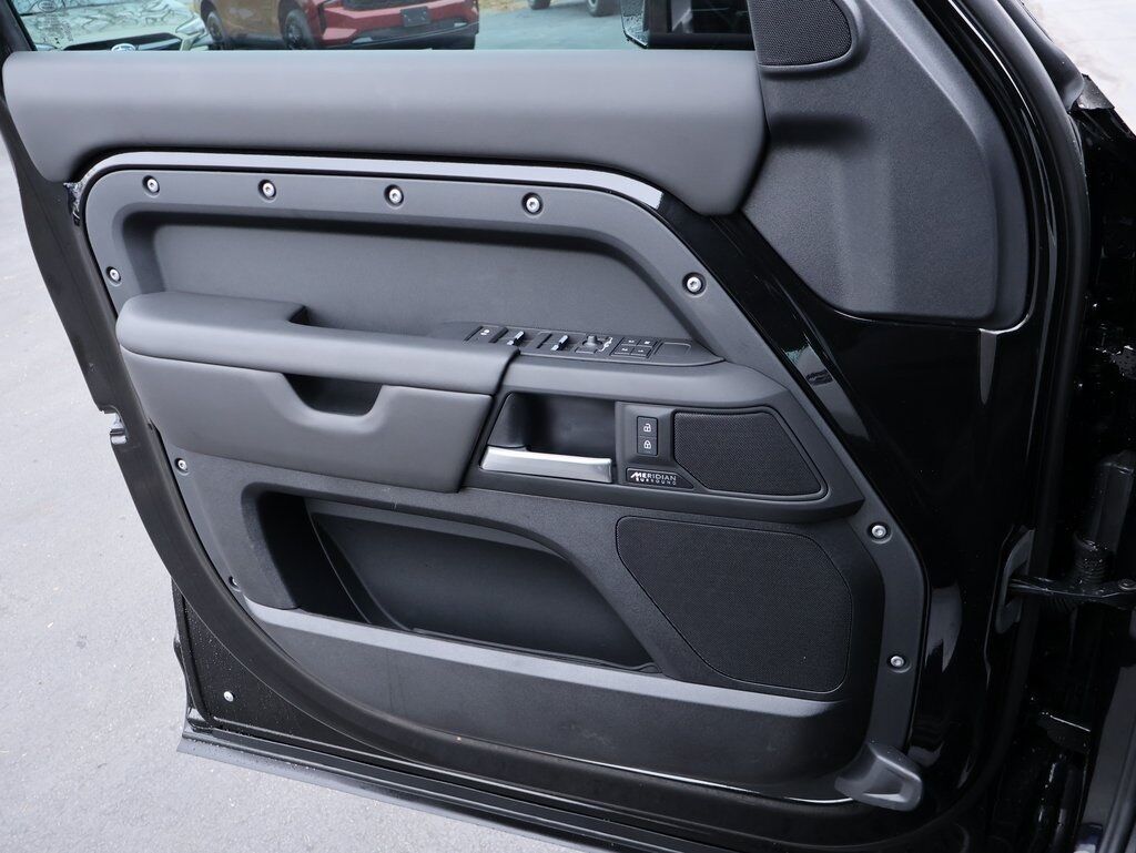 2025 Land Rover Defender 110 X-Dynamic SE San Clemente CA