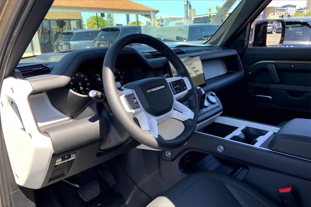 2025 Land Rover Defender 110 X-Dynamic SE San Jose CA