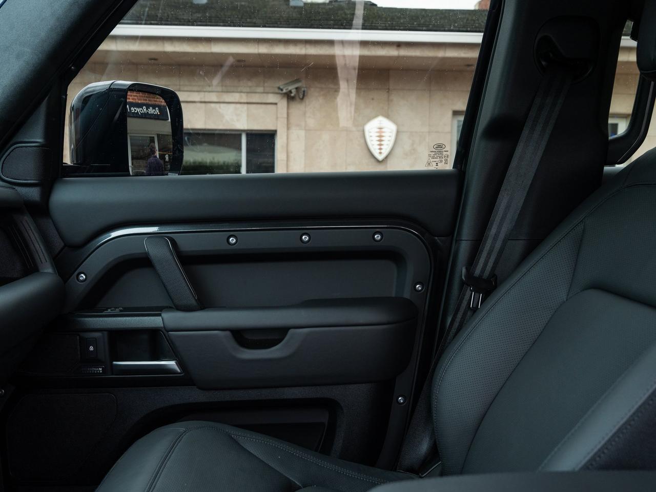 2025 Land Rover Defender 110 X X Lawrence KS