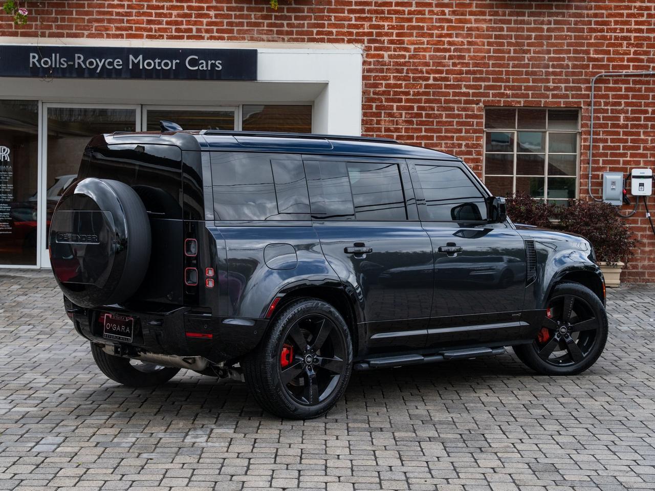 2025 Land Rover Defender 110 X X Lawrence KS