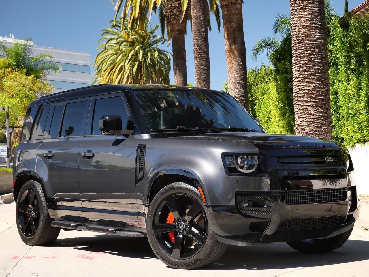 2025 Land Rover Defender 110 X X