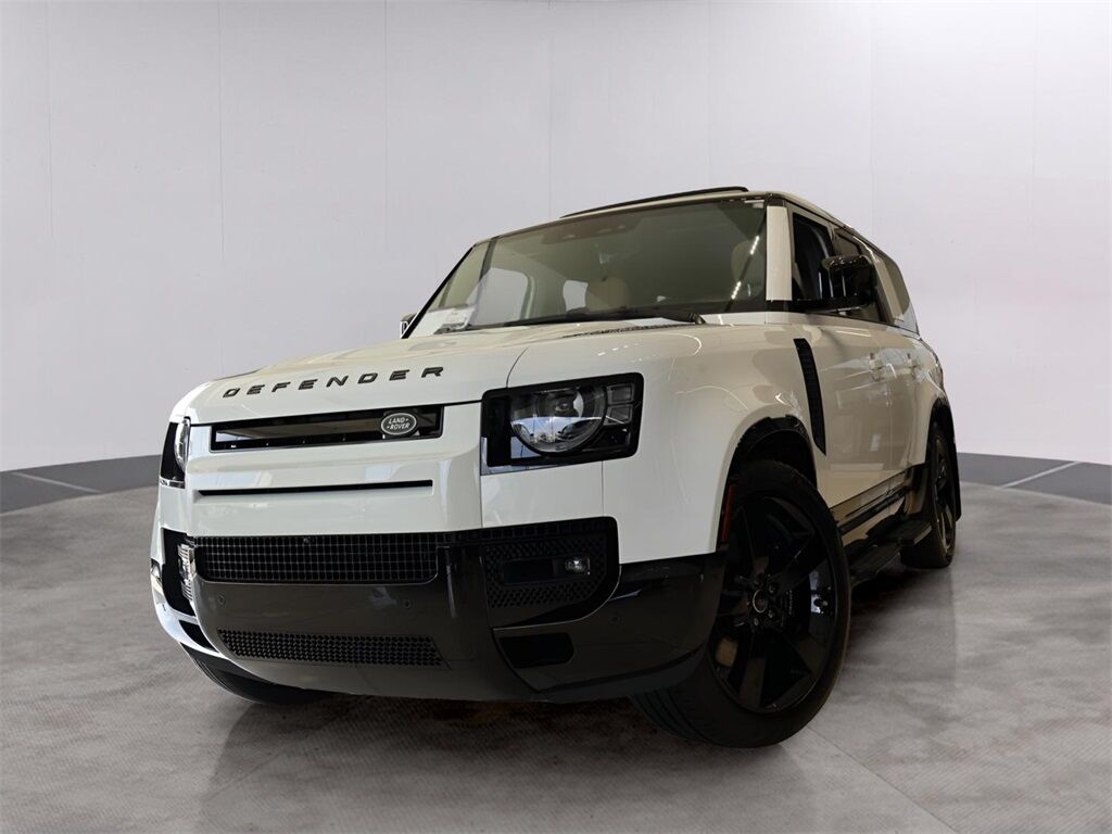 2025 Land Rover Defender 130 V8