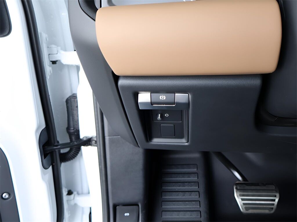 2025 Land Rover Defender 130 V8 San Clemente CA