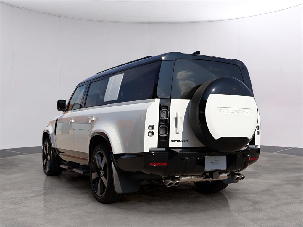 2025 Land Rover Defender 130 V8 San Clemente CA