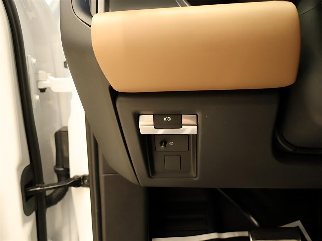 2025 Land Rover Defender 130 V8 San Clemente CA