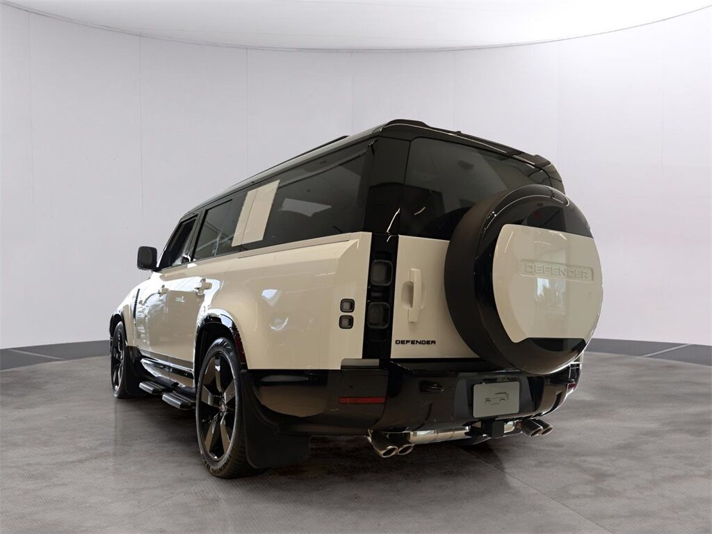 2025 Land Rover Defender 130 V8 San Clemente CA