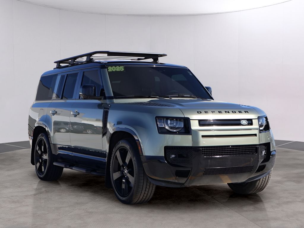 2025 Land Rover Defender 130 X-Dynamic SE