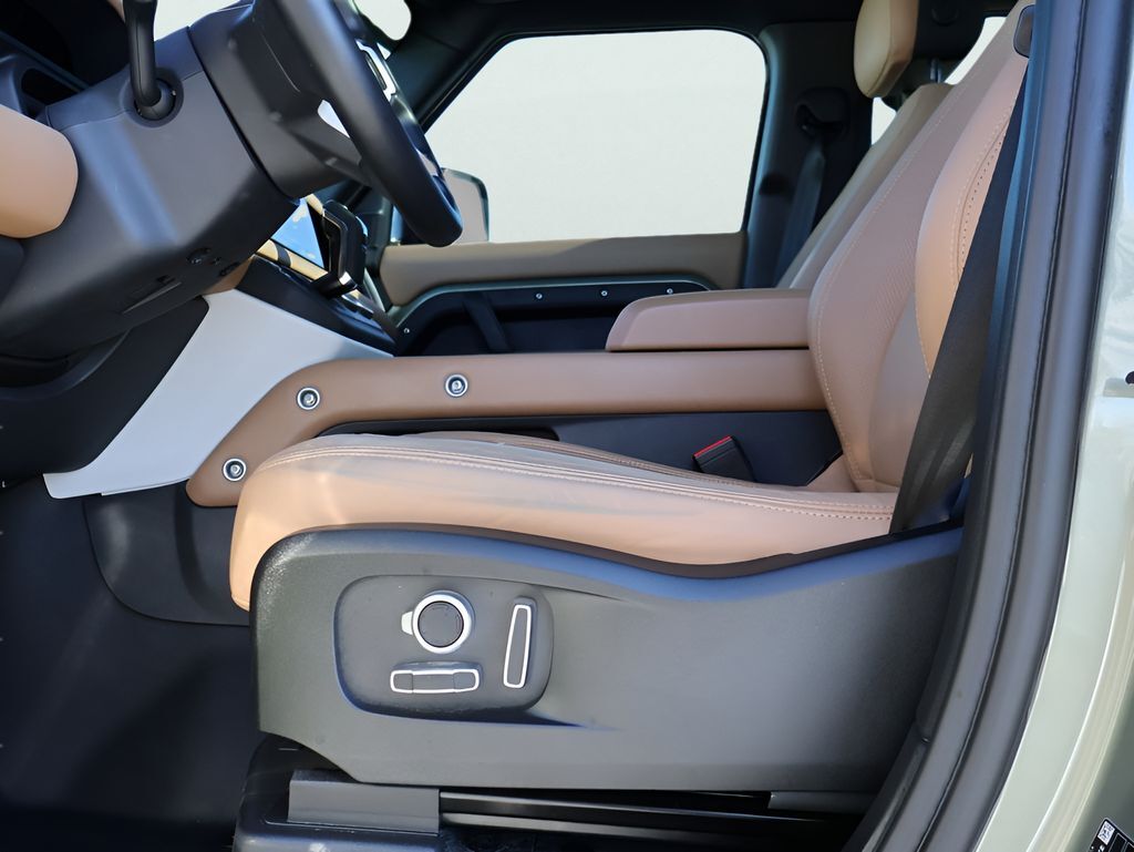 2025 Land Rover Defender 130 X-Dynamic SE San Clemente CA