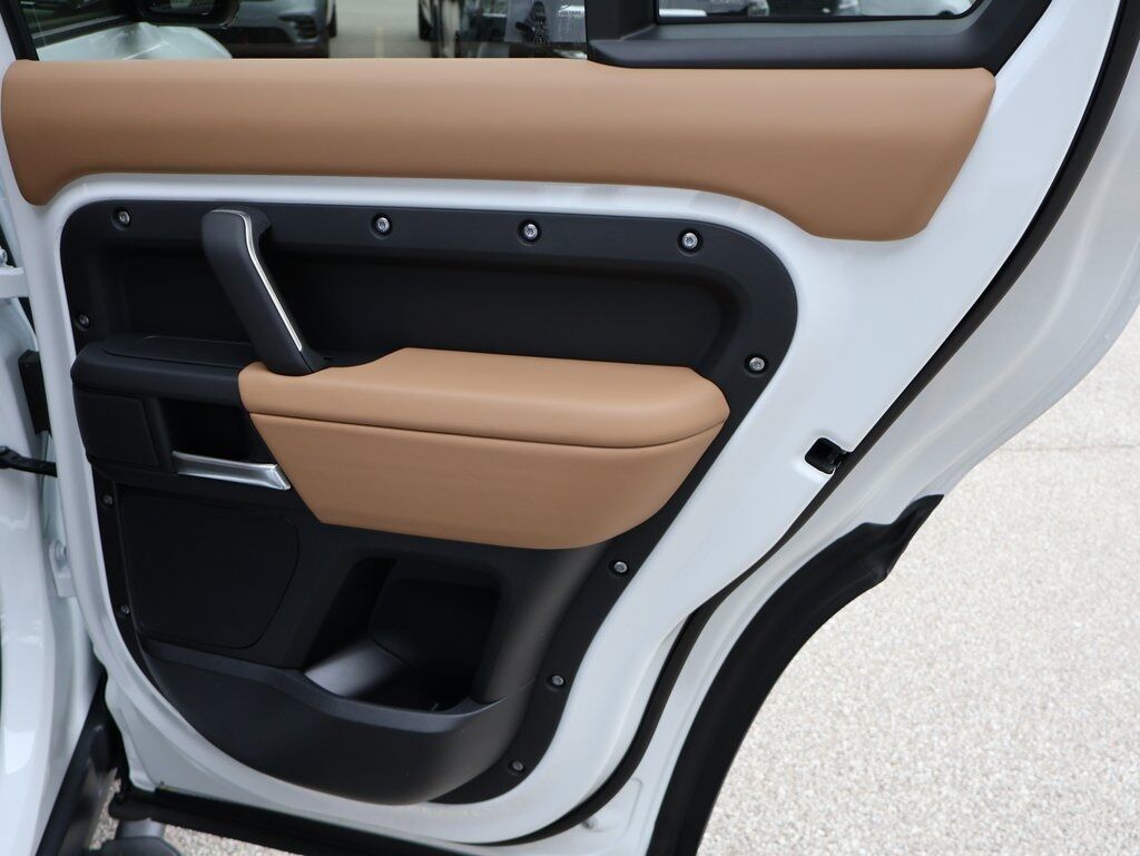 2025 Land Rover Defender 130 X-Dynamic SE San Clemente CA