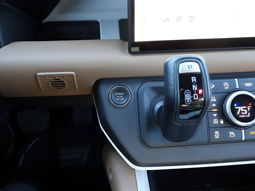 2025 Land Rover Defender 130 X-Dynamic SE San Clemente CA