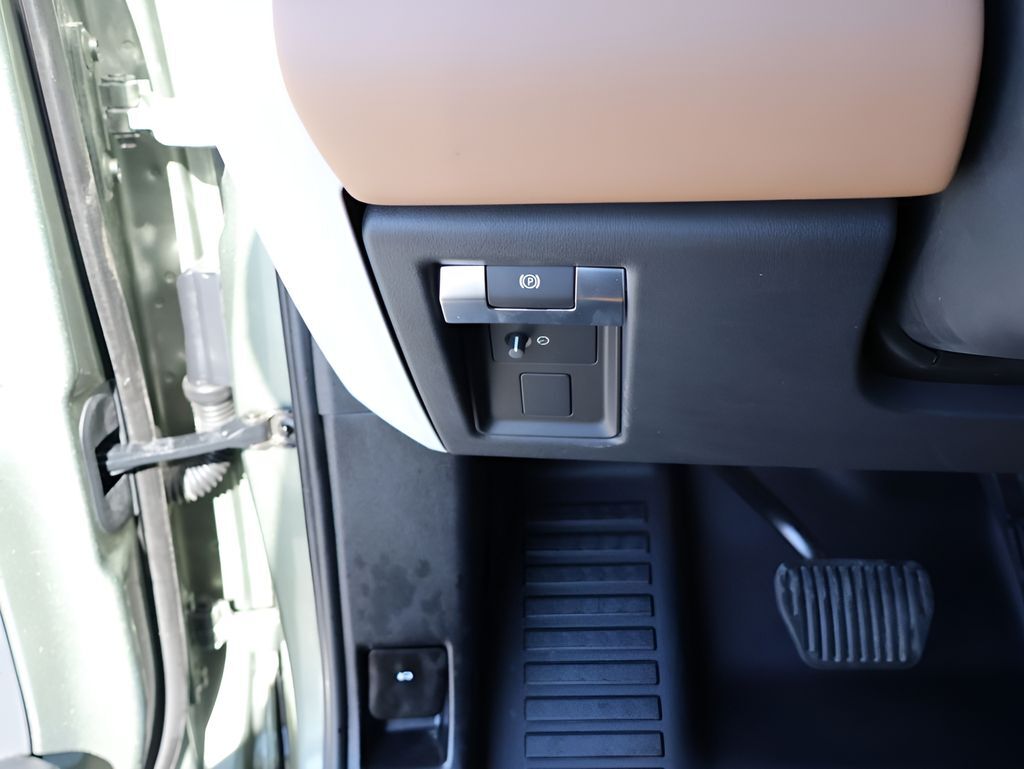 2025 Land Rover Defender 130 X-Dynamic SE San Clemente CA