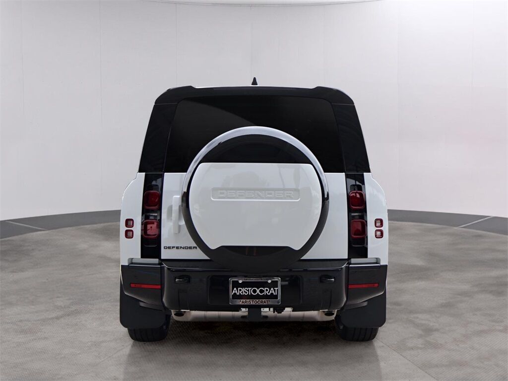 2025 Land Rover Defender 130 X-Dynamic SE San Clemente CA