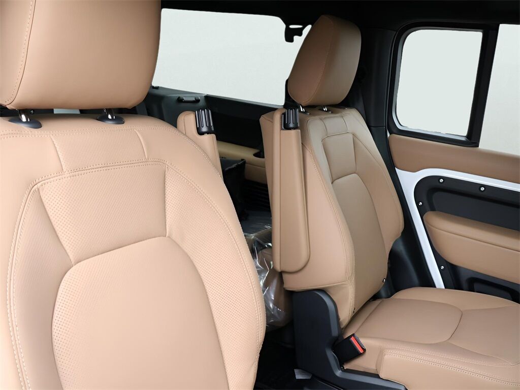 2025 Land Rover Defender 130 X-Dynamic SE San Clemente CA