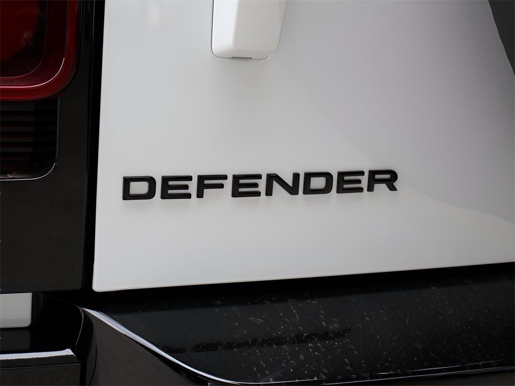 2025 Land Rover Defender 130 X-Dynamic SE San Clemente CA