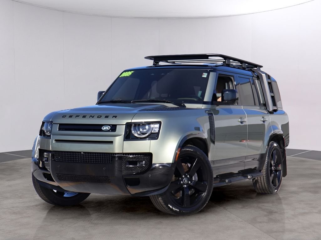 2025 Land Rover Defender 130 X-Dynamic SE