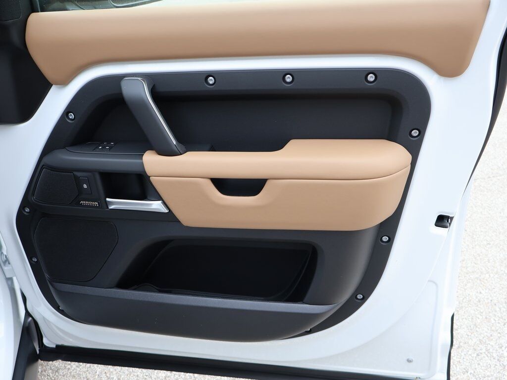 2025 Land Rover Defender 130 X-Dynamic SE San Clemente CA