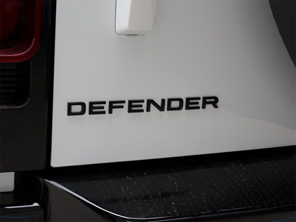 2025 Land Rover Defender 130 X-Dynamic SE San Clemente CA