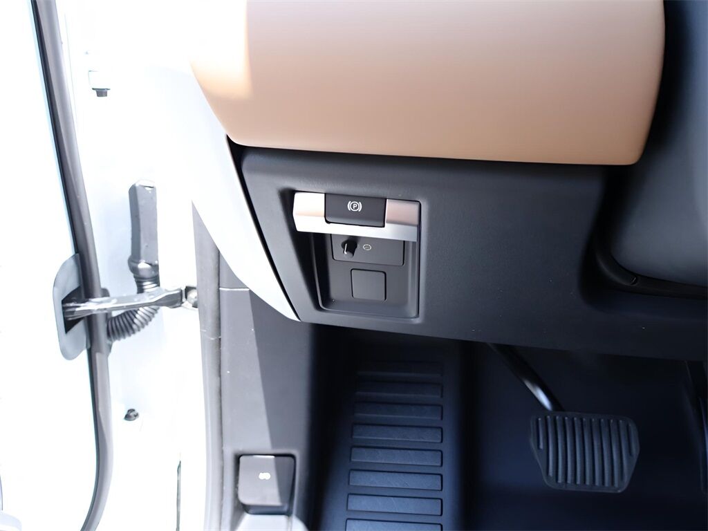2025 Land Rover Defender 130 X-Dynamic SE San Clemente CA
