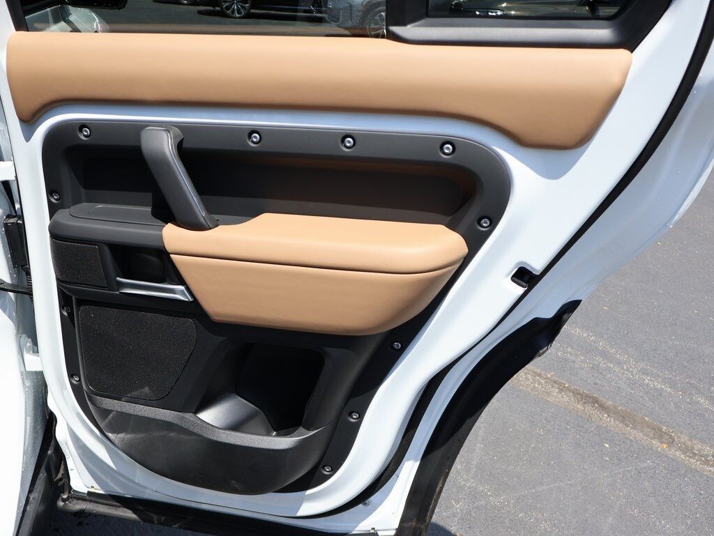 2025 Land Rover Defender 130 X-Dynamic SE San Clemente CA