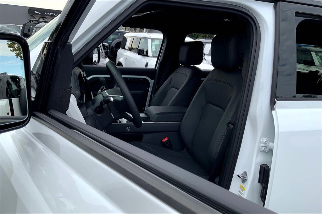 2025 Land Rover Defender 130 X-Dynamic SE San Jose CA
